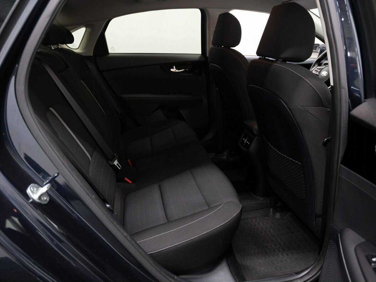 Купить Kia Cerato, 2019, 76 196 км.. Фото: #9