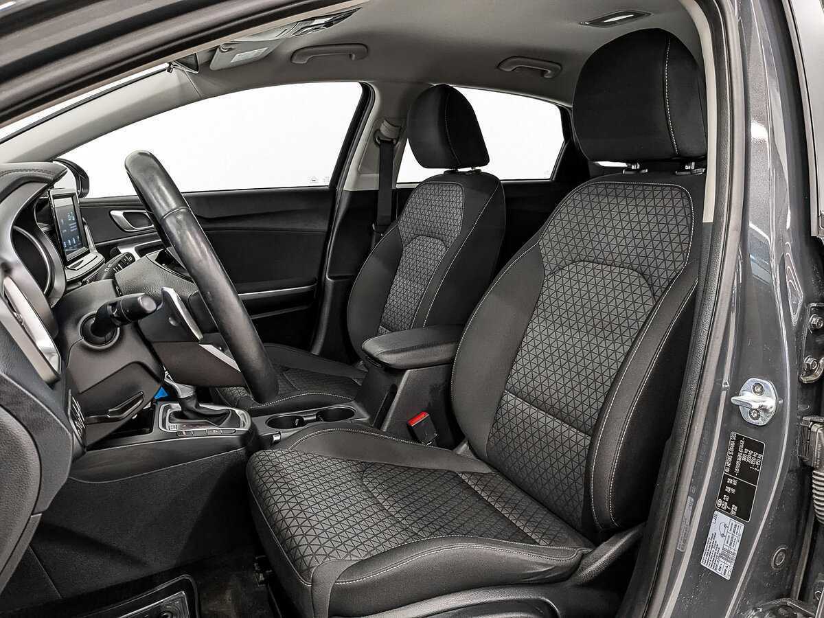 Купить Kia Ceed, 2019, 45 389 км.. Фото: #19