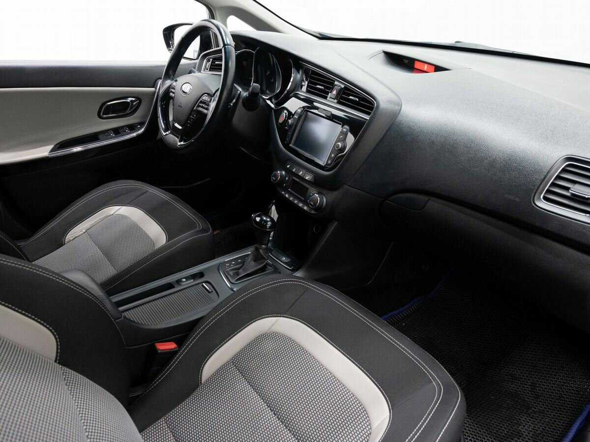 Купить Kia Ceed, 2017, 138 345 км.. Фото: #11