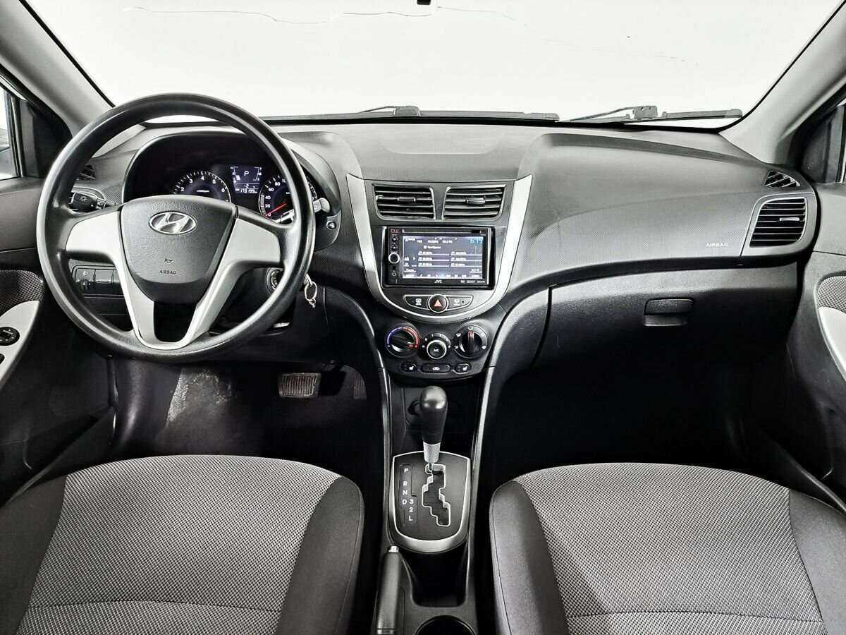 Купить Hyundai Solaris, 2013, 179 198 км.. Фото: #11