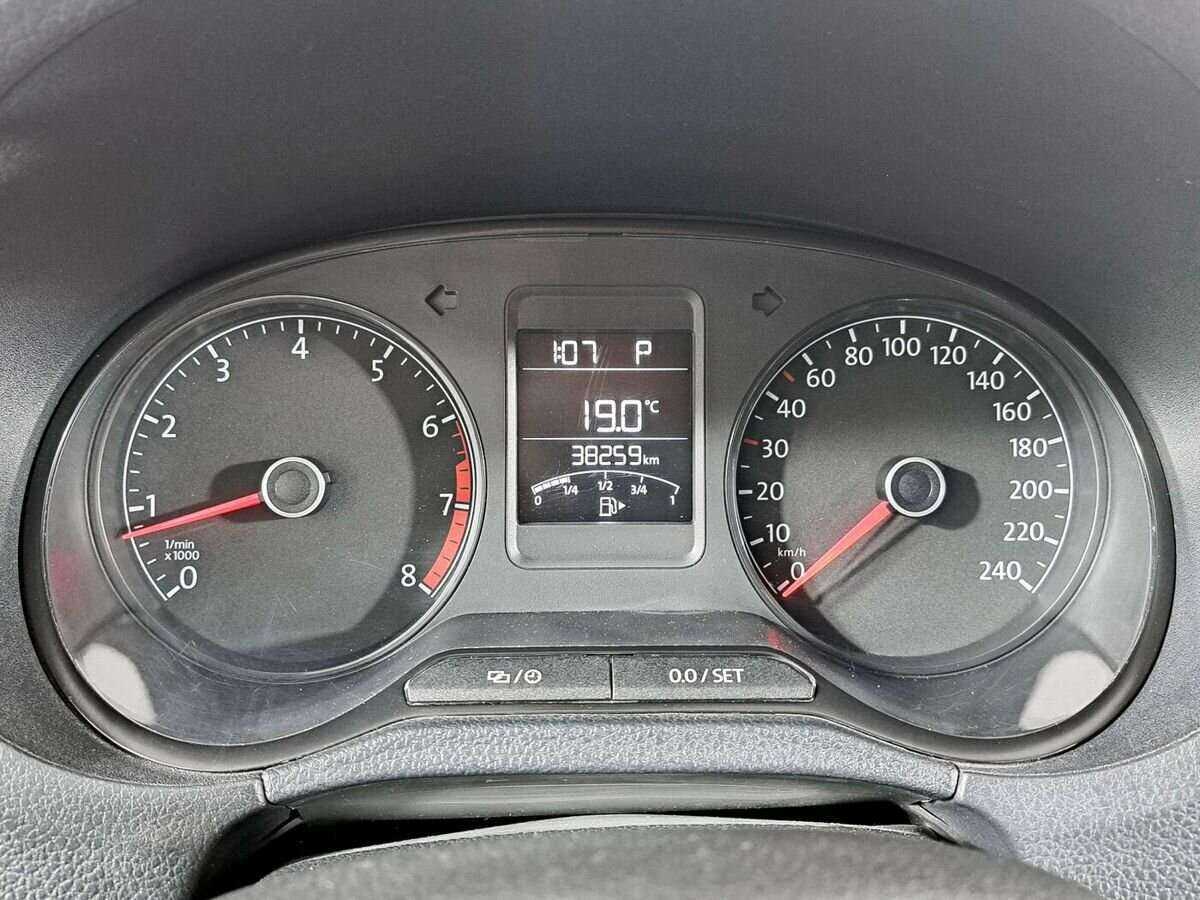 Купить Volkswagen Polo, 2018, 38 165 км.. Фото: #7