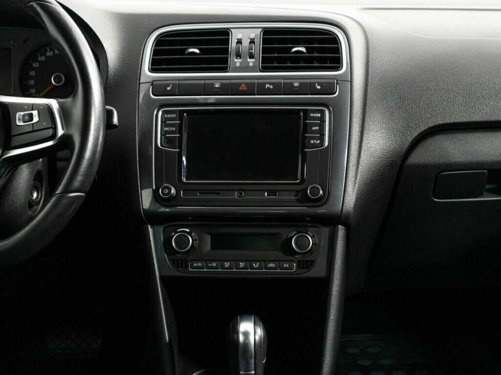 Купить Volkswagen Polo, 2018, 35 920 км.. Фото: #13