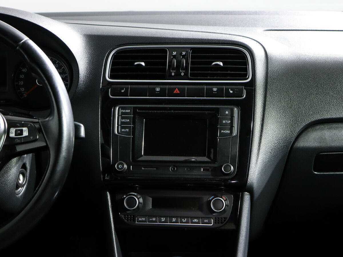 Купить Volkswagen Polo, 2017, 97 759 км.. Фото: #12