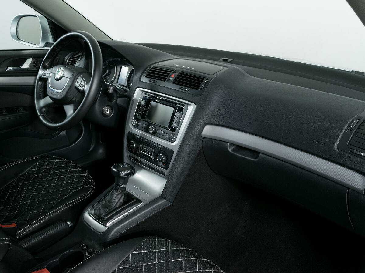 Купить Skoda Octavia, 2013, 227 457 км.. Фото: #8