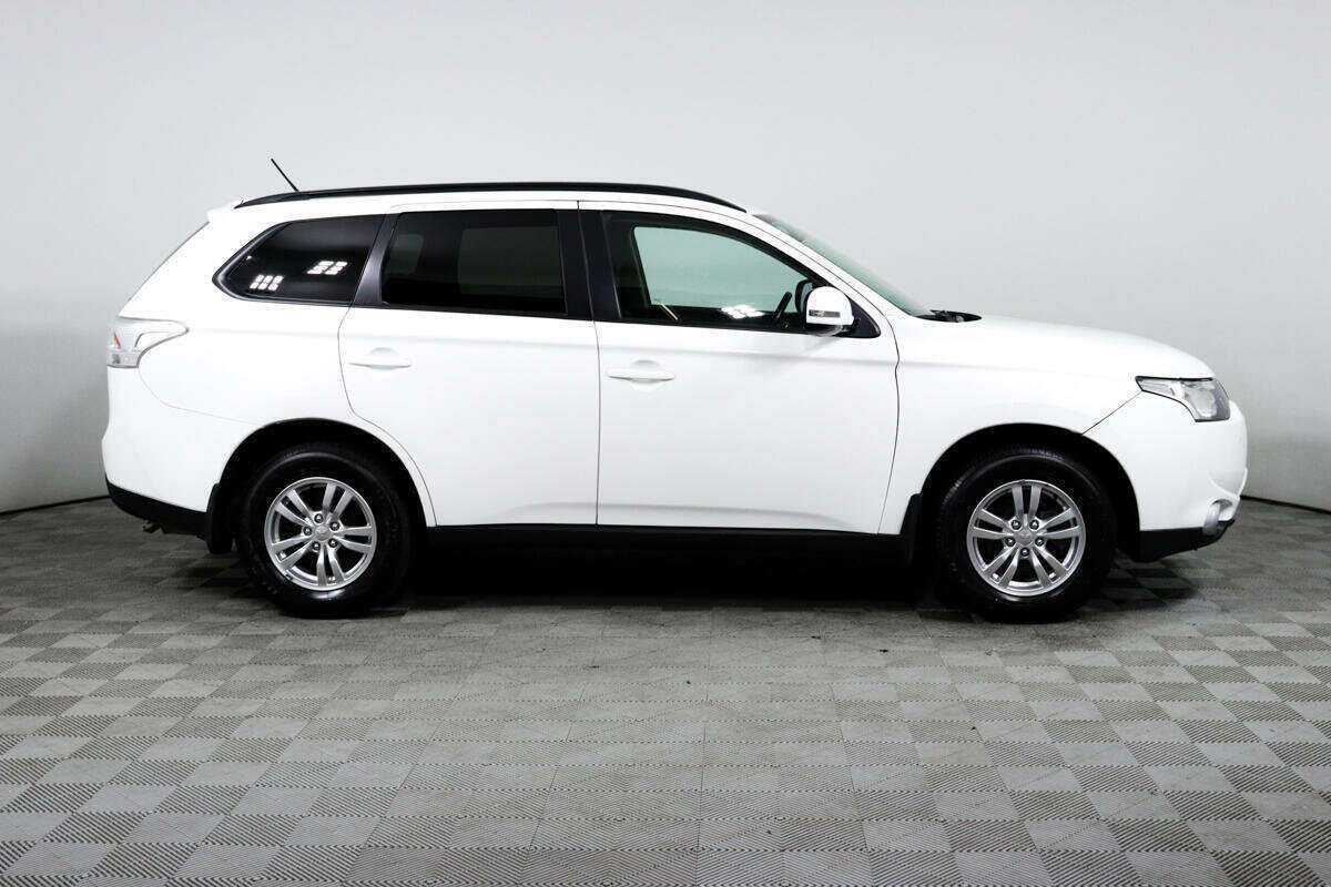 Купить Mitsubishi Outlander, 2013, 51 659 км.. Фото: #3
