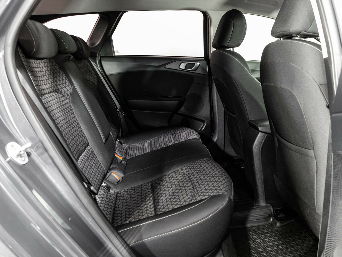 Купить Kia Ceed, 2019, 88 743 км.. Фото: #14