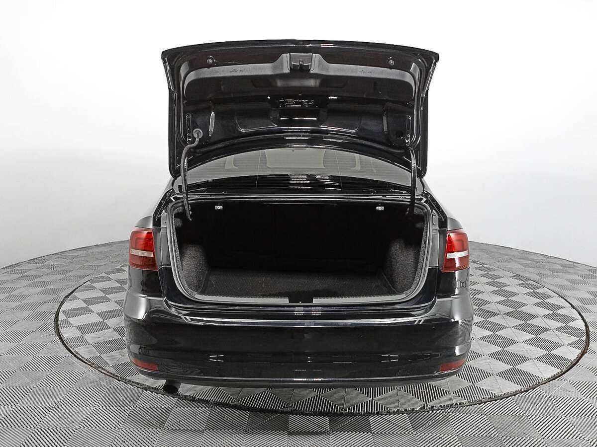 Купить Volkswagen Jetta, 2018, 122 680 км.. Фото: #8