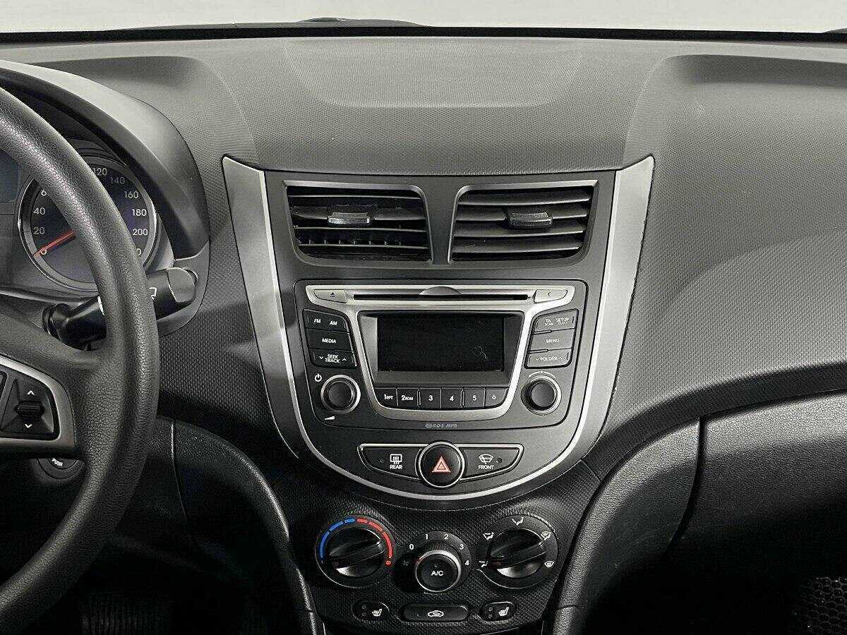 Купить Hyundai Solaris, 2015, 135 450 км.. Фото: #11