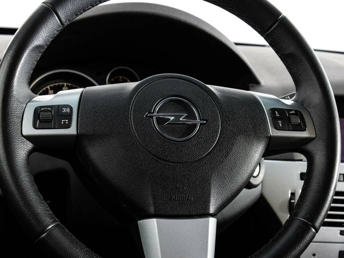 Купить Opel Astra, 2014, 181 102 км.. Фото: #11