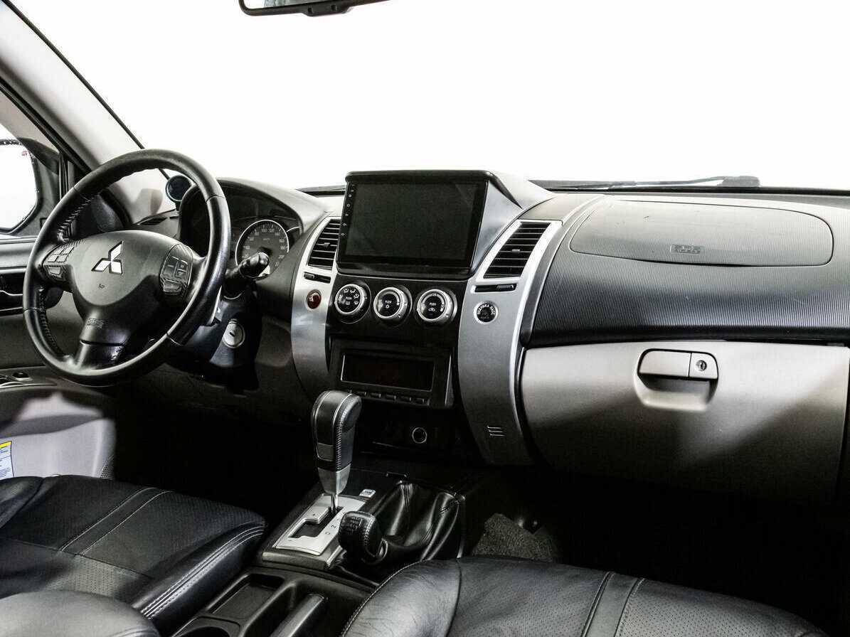 Купить Mitsubishi Pajero Sport, 2014, 208 210 км.. Фото: #8