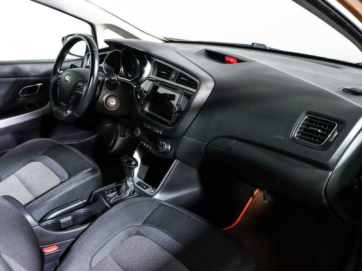 Купить Kia Ceed, 2016, 74 947 км.. Фото: #8