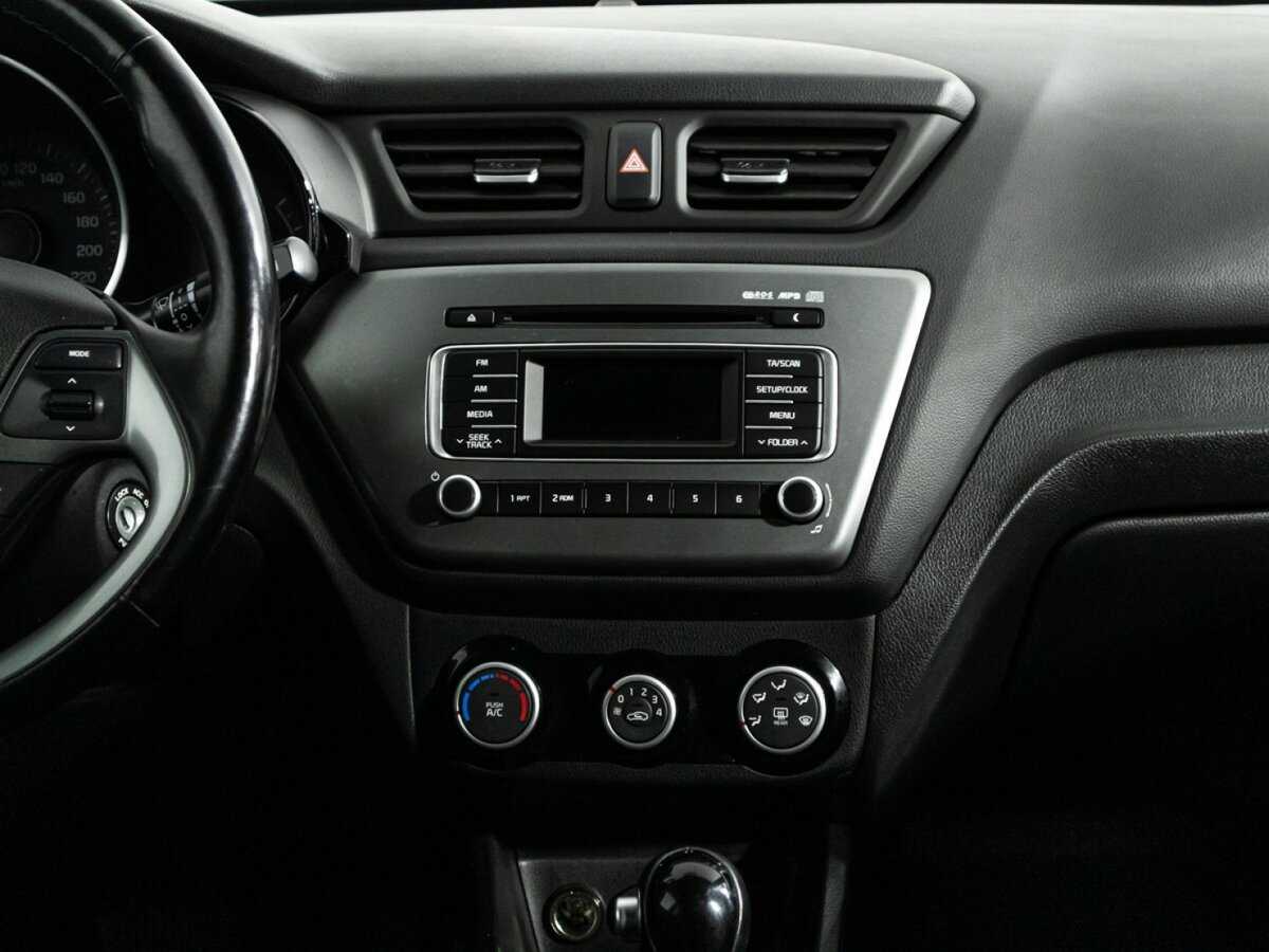 Купить Kia Rio, 2017, 48 268 км.. Фото: #13