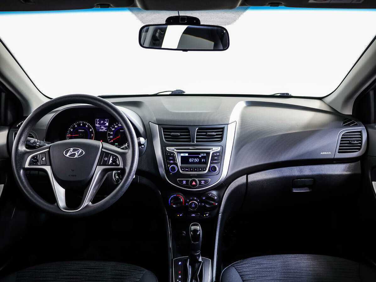 Купить Hyundai Solaris, 2015, 94 634 км.. Фото: #8