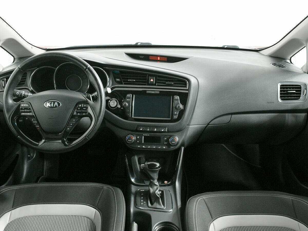 Купить Kia Ceed, 2017, 92 436 км.. Фото: #10