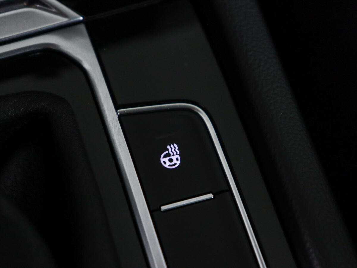 Купить Volkswagen Passat, 2017, 187 575 км.. Фото: #19