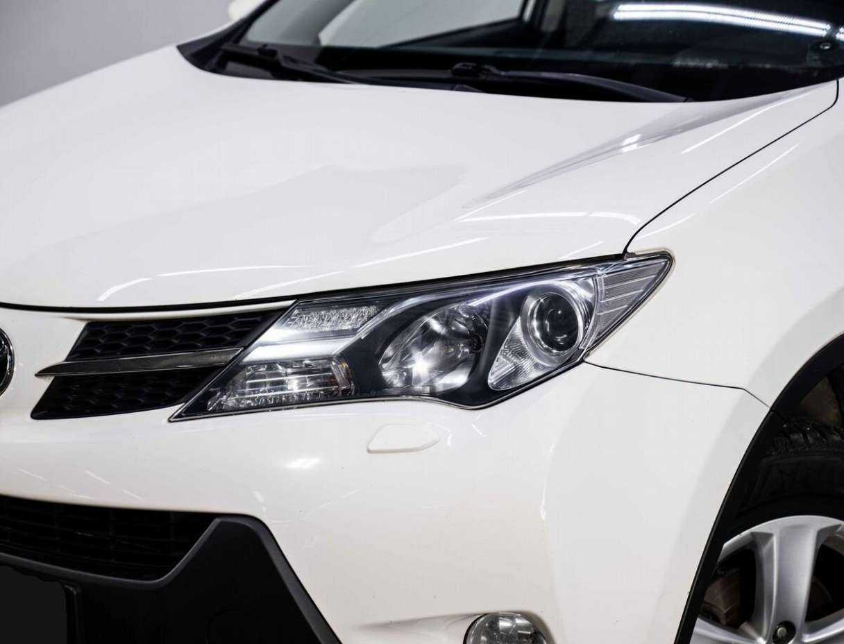 Купить Toyota RAV4, 2013, 133 185 км.. Фото: #6