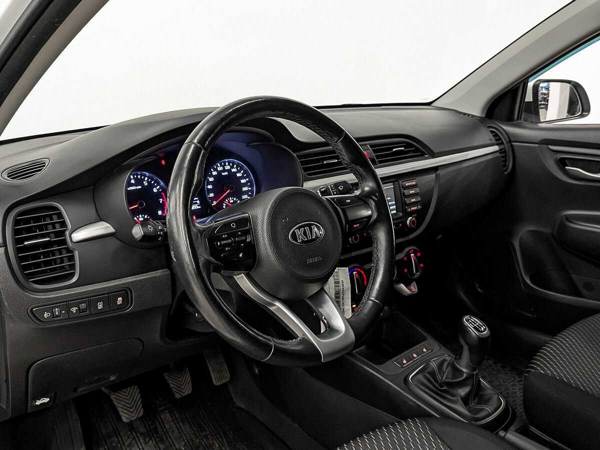 Купить Kia Rio, 2017, 76 699 км.. Фото: #14