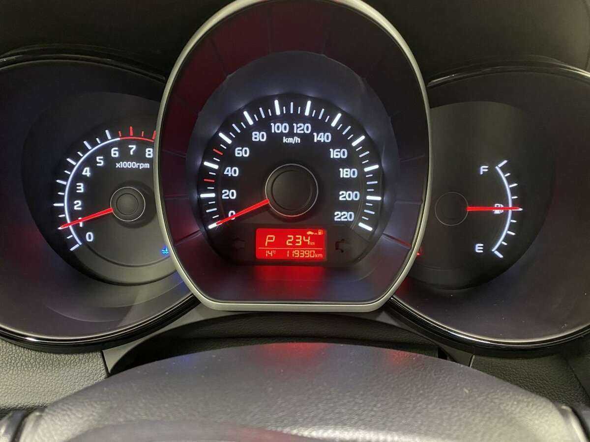 Купить Kia Rio, 2017, 119 000 км.. Фото: #9