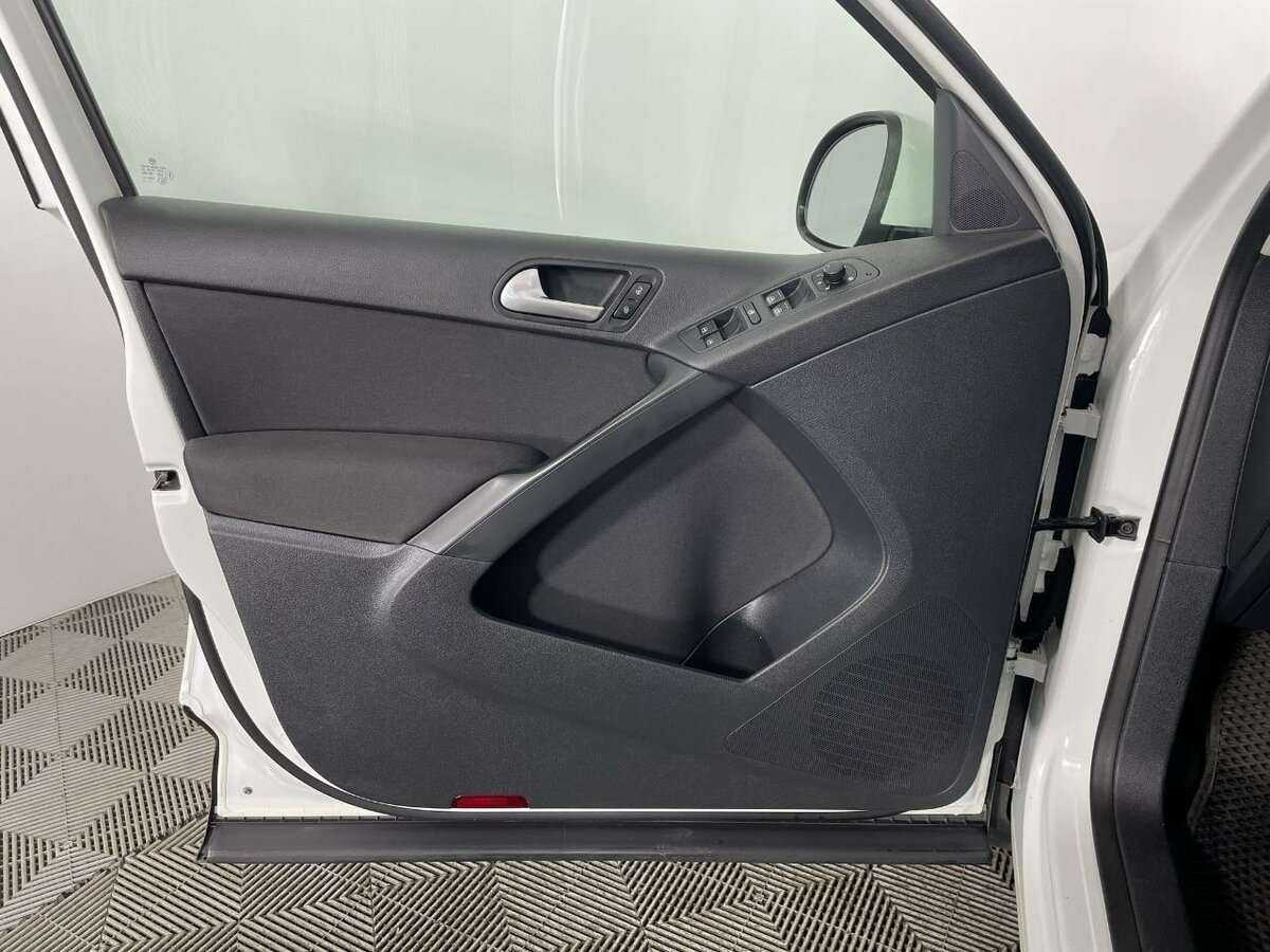 Купить Volkswagen Tiguan, 2014, 219 405 км.. Фото: #5