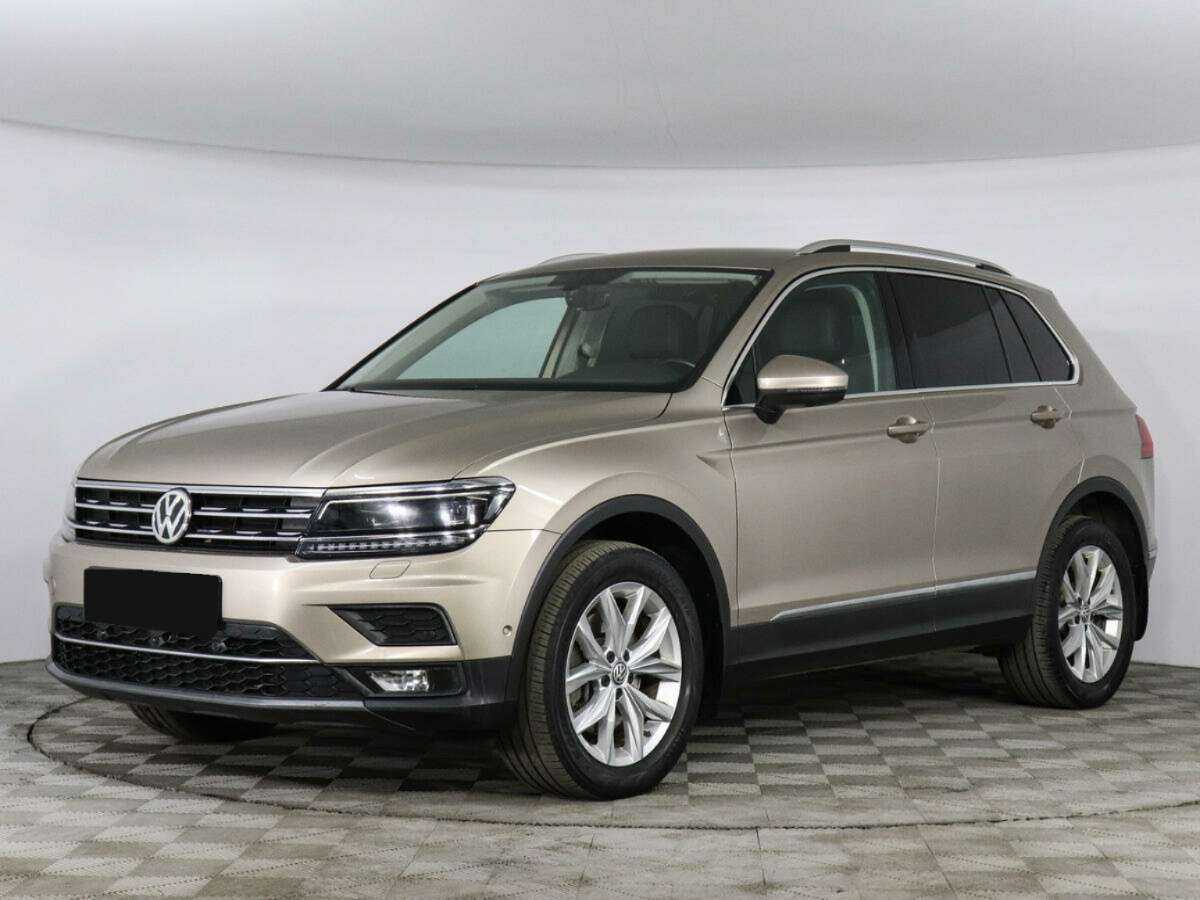 Купить Volkswagen Tiguan, 2017, 103 400 км.. Посмотреть фото
