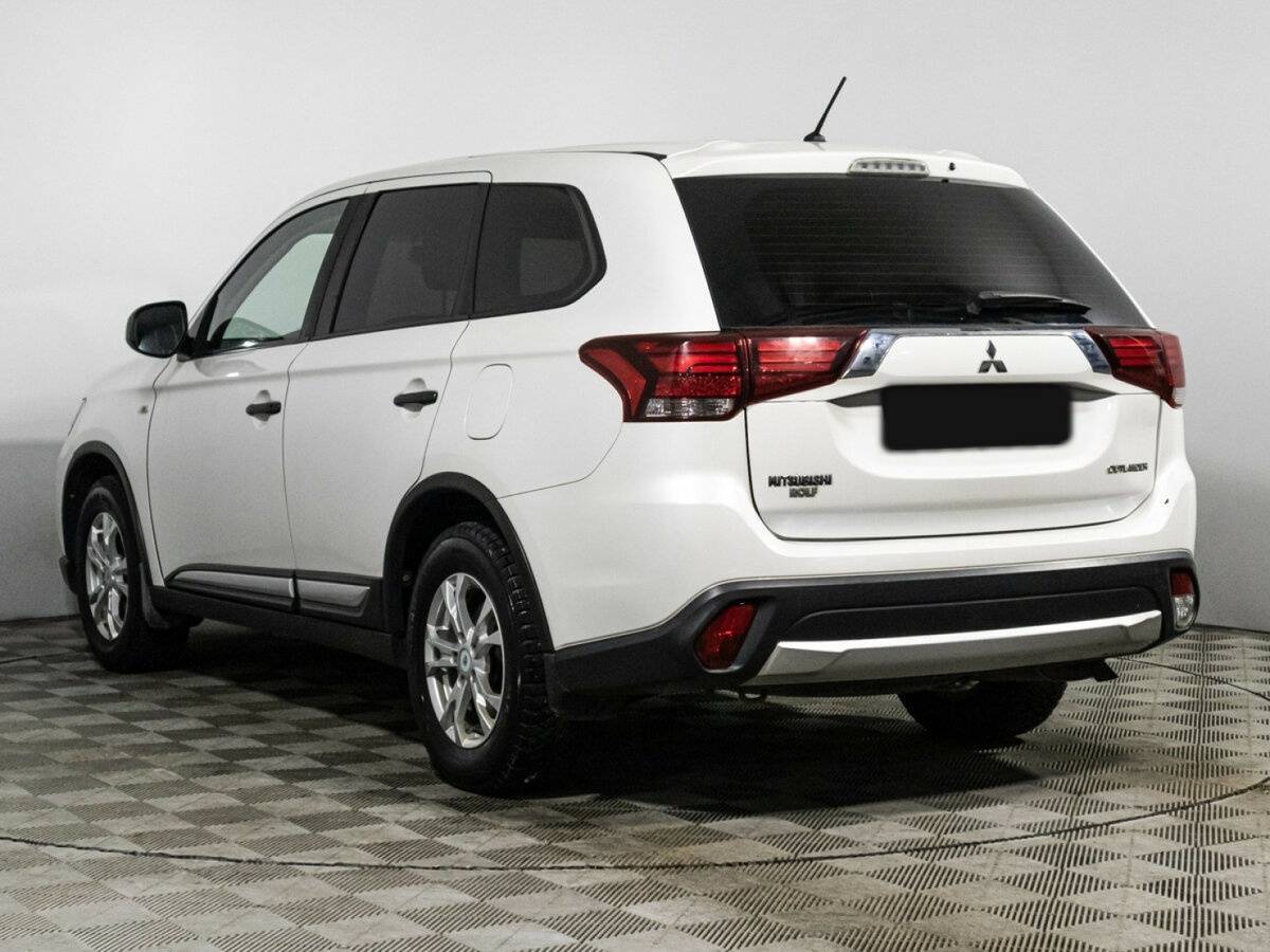 Купить Mitsubishi Outlander, 2016, 111 508 км.. Фото: #6