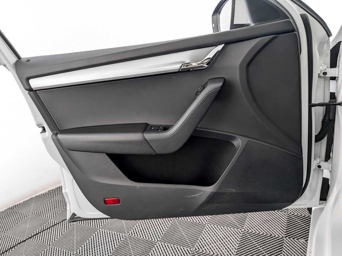 Купить Skoda Octavia, 2019, 115 441 км.. Фото: #18