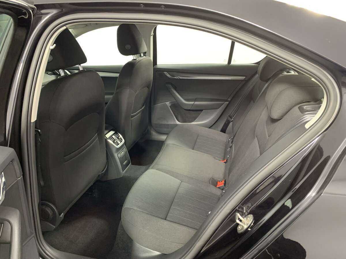 Купить Skoda Octavia, 2018, 142 835 км.. Фото: #9