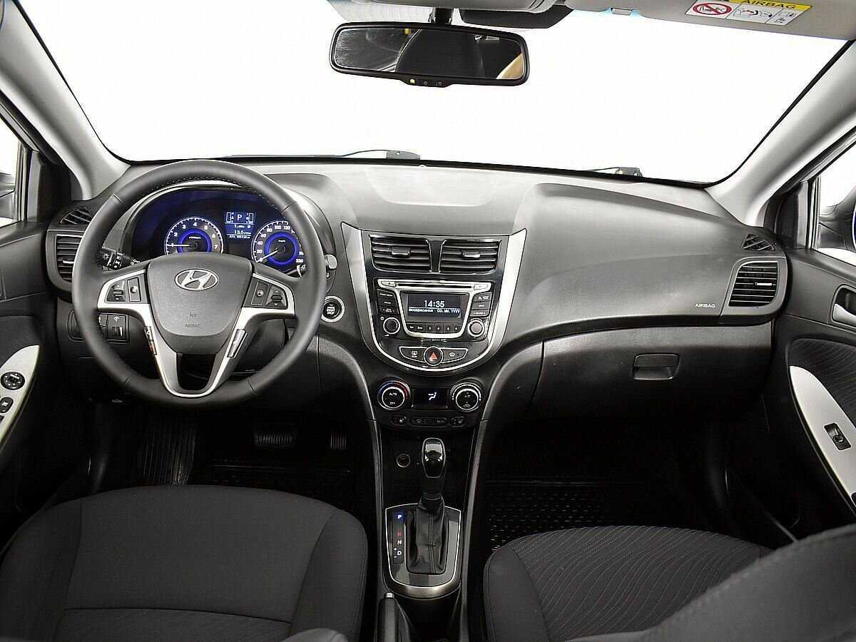 Купить Hyundai Solaris, 2015, 105 137 км.. Фото: #9