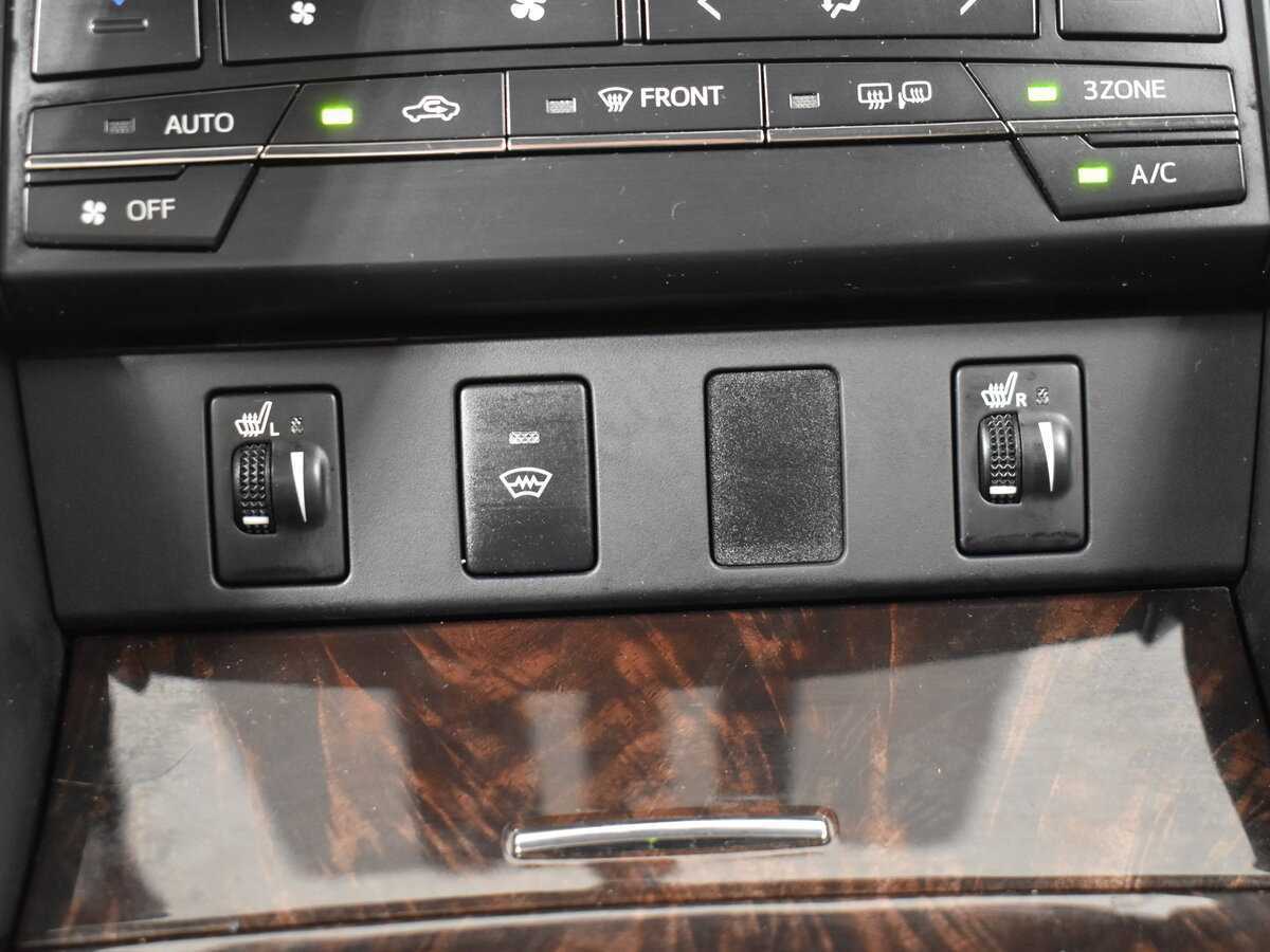 Купить Toyota Camry, 2015, 181 990 км.. Фото: #15