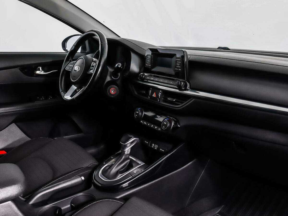 Купить Kia Cerato, 2018, 100 811 км.. Фото: #10
