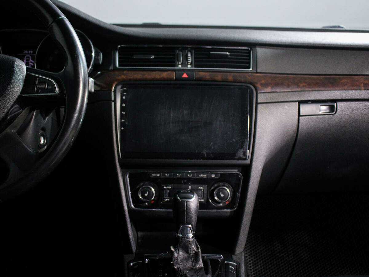 Купить Skoda Superb, 2014, 199 270 км.. Фото: #11