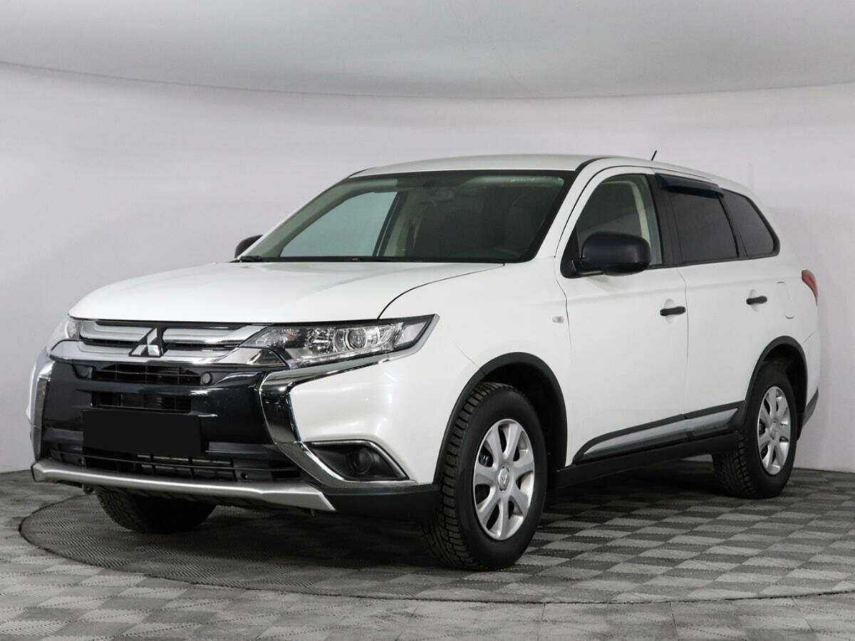 Купить Mitsubishi Outlander, 2015, 130 060 км.. Посмотреть фото