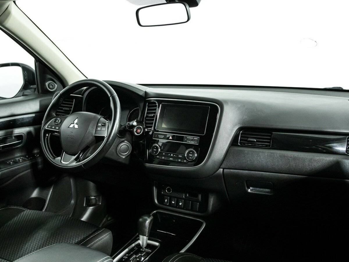 Купить Mitsubishi Outlander, 2019, 236 550 км.. Фото: #8