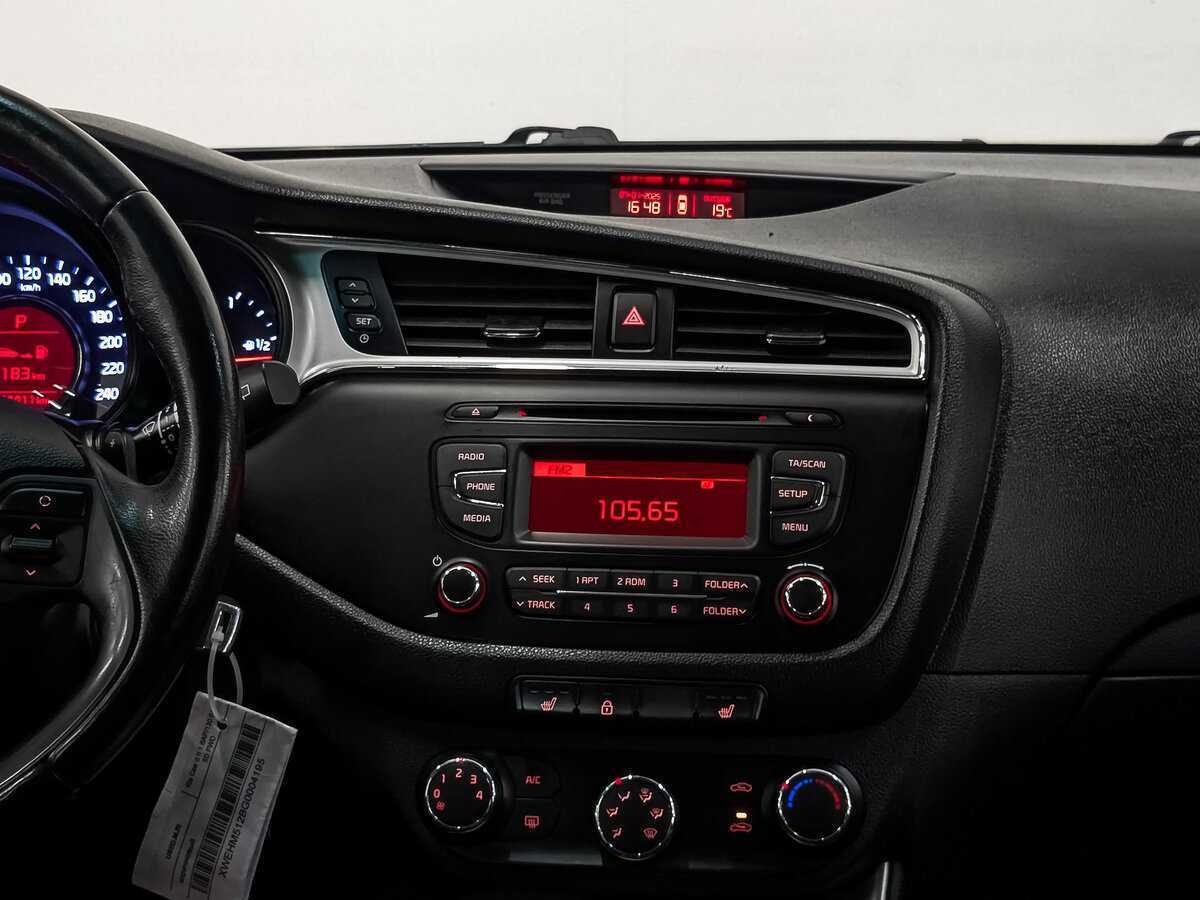 Купить Kia Ceed, 2016, 124 409 км.. Фото: #16