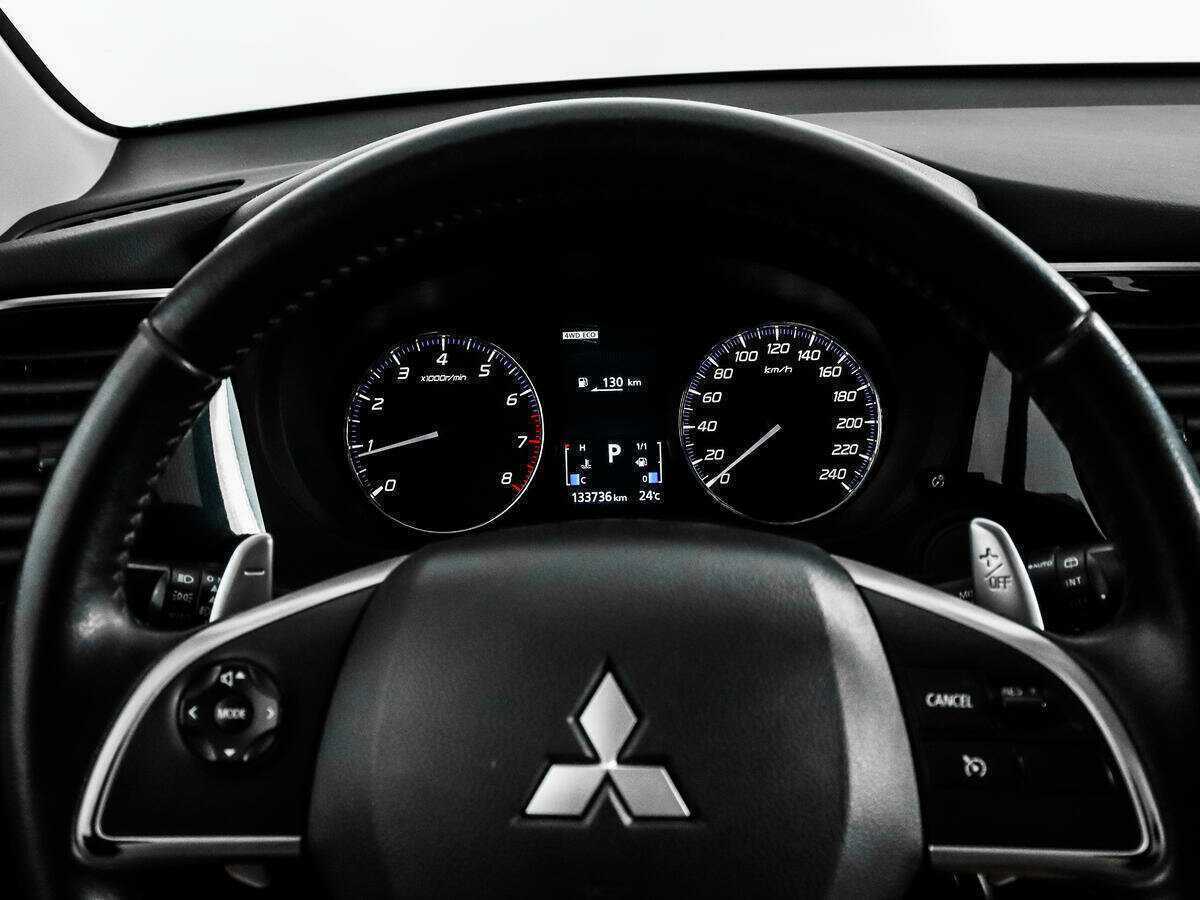 Купить Mitsubishi Outlander, 2014, 133 729 км.. Фото: #14