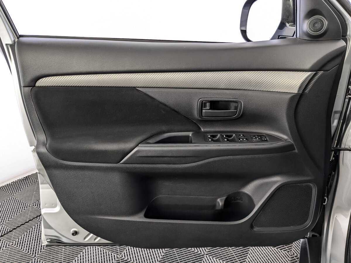 Купить Mitsubishi Outlander, 2015, 116 494 км.. Фото: #14