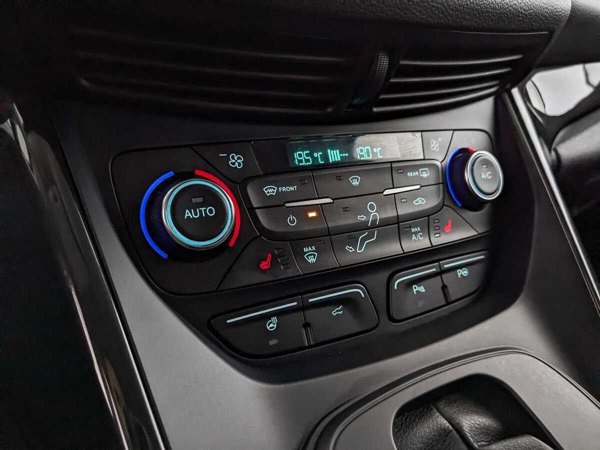 Купить Ford Kuga, 2019, 92 613 км.. Фото: #18