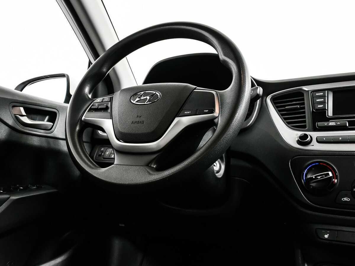 Купить Hyundai Solaris, 2018, 134 081 км.. Фото: #11