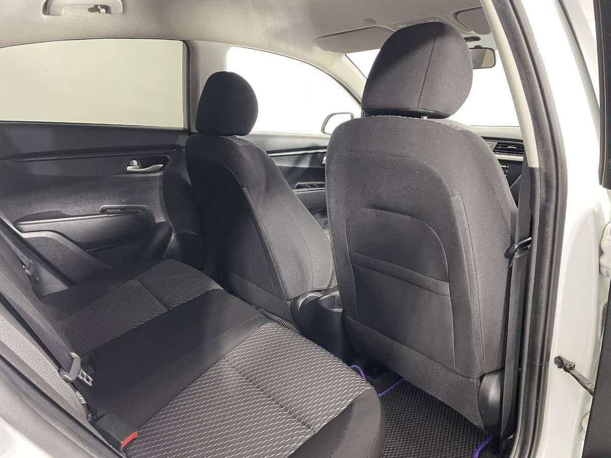 Купить Kia Rio, 2018, 65 741 км.. Фото: #16