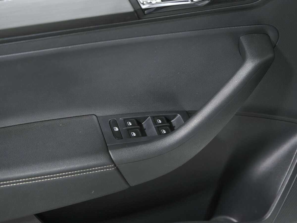 Купить Skoda Rapid, 2019, 85 542 км.. Фото: #13