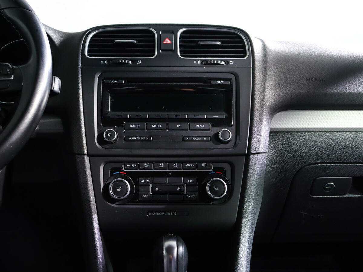 Купить Volkswagen Golf, 2012, 84 820 км.. Фото: #10