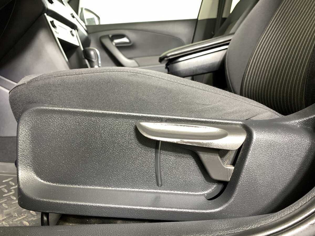 Купить Volkswagen Polo, 2013, 88 948 км.. Фото: #15