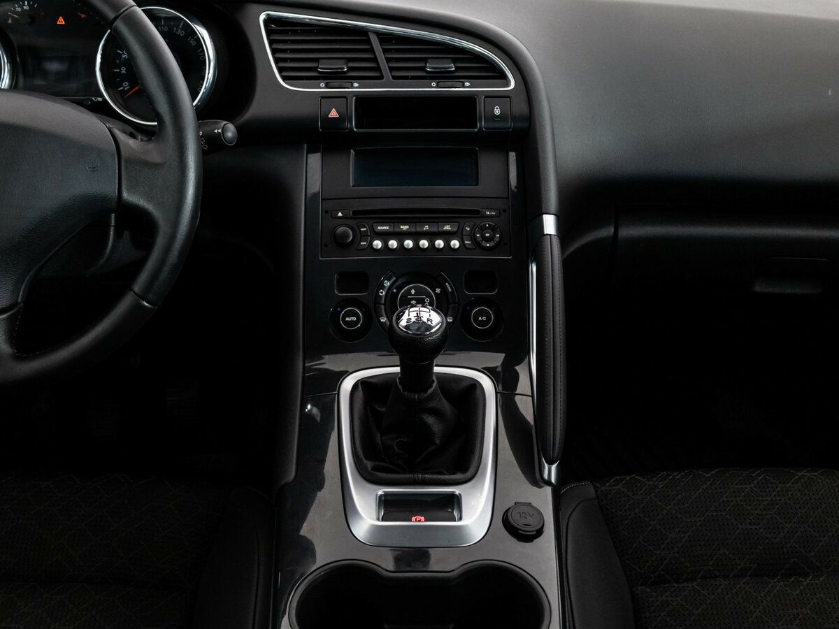 Купить Peugeot 3008, 2014, 201 486 км.. Фото: #8