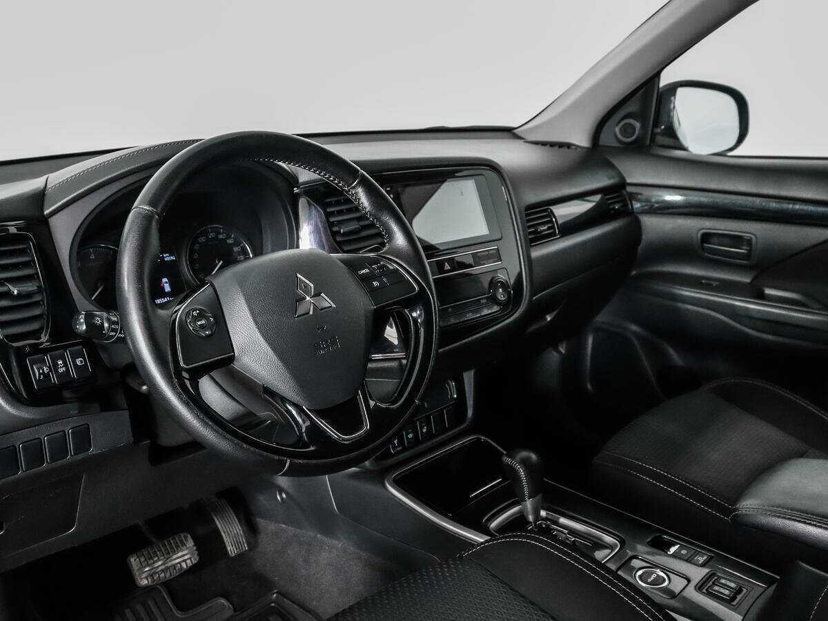 Купить Mitsubishi Outlander, 2018, 185 539 км.. Фото: #8