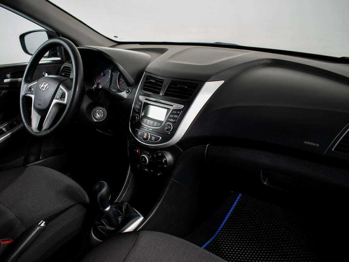 Купить Hyundai Solaris, 2012, 159 677 км.. Фото: #6