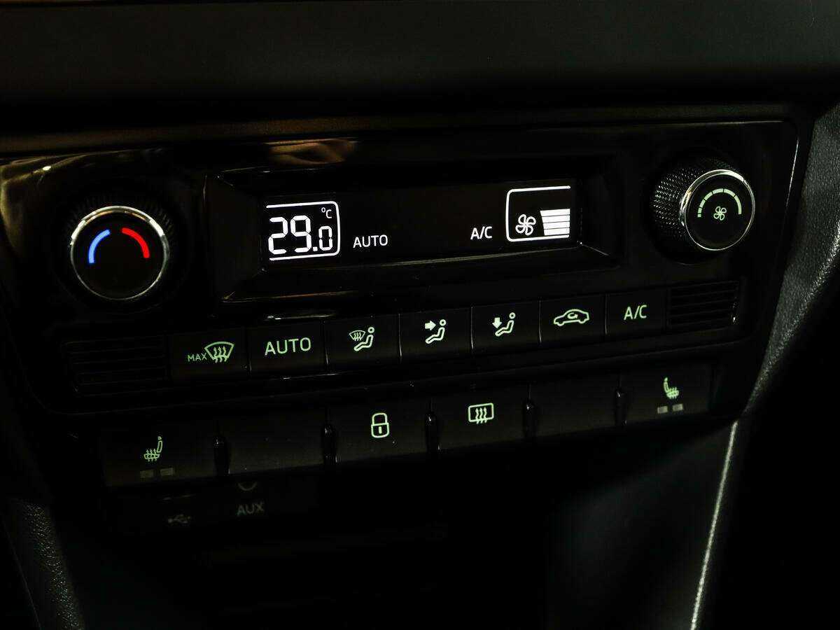 Купить Skoda Rapid, 2016, 51 300 км.. Фото: #14