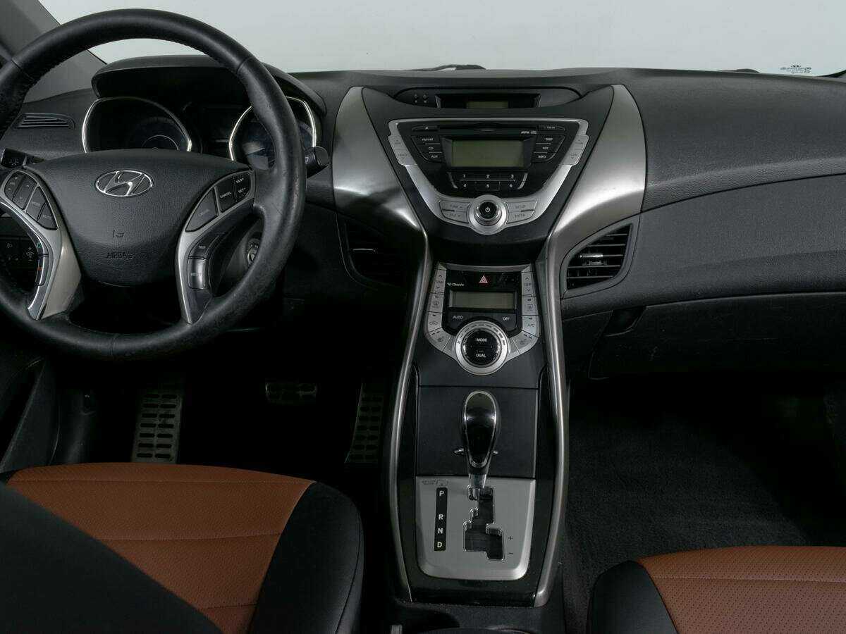 Купить Hyundai Elantra, 2012, 139 611 км.. Фото: #9