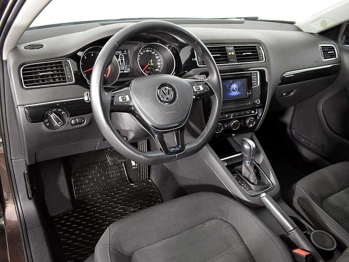 Купить Volkswagen Jetta, 2017, 116 372 км.. Фото: #5