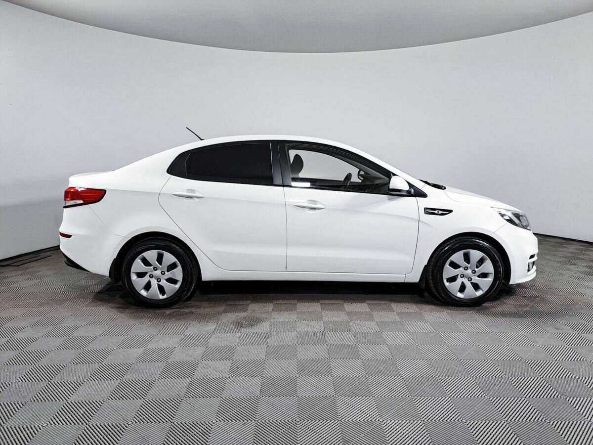 Купить Kia Rio, 2016, 66 331 км.. Фото: #3