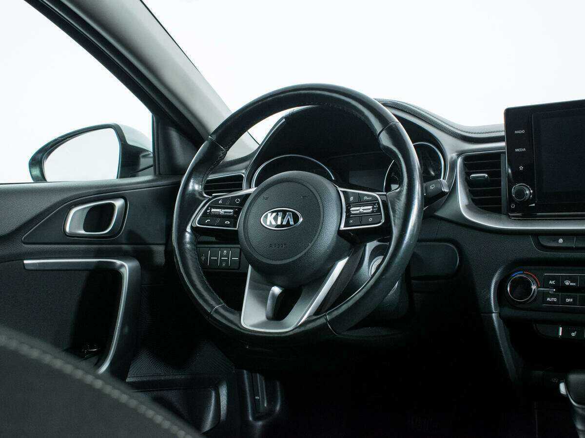 Купить Kia Ceed, 2020, 121 000 км.. Фото: #8